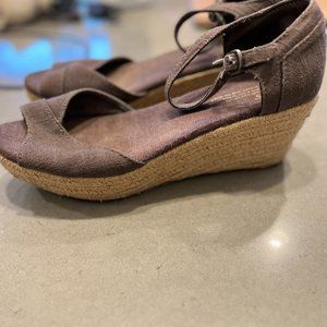 TOMS brown peep toe espadrilles.
